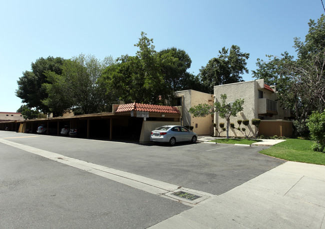 Canyon Country Apartments in Santa Clarita, CA - Building Photo - Building Photo