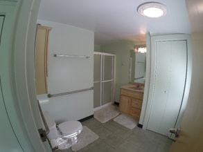 55 US-1 BYP in Kittery, ME - Building Photo - Building Photo
