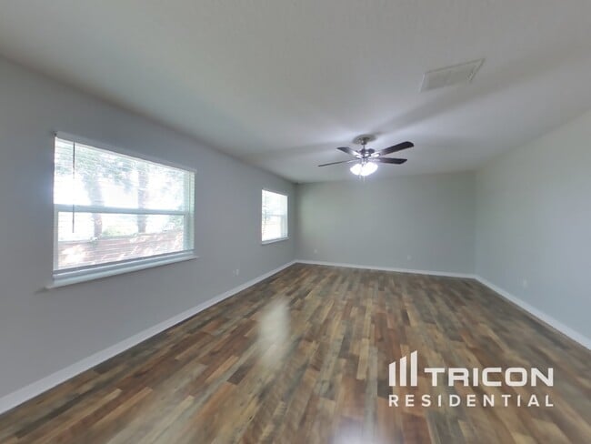 15811 Surfbird Ct in Mascotte, FL - Building Photo - Building Photo