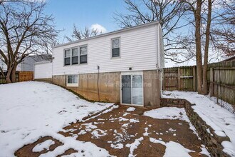 414 Wild Winds Dr in O'Fallon, MO - Building Photo - Building Photo