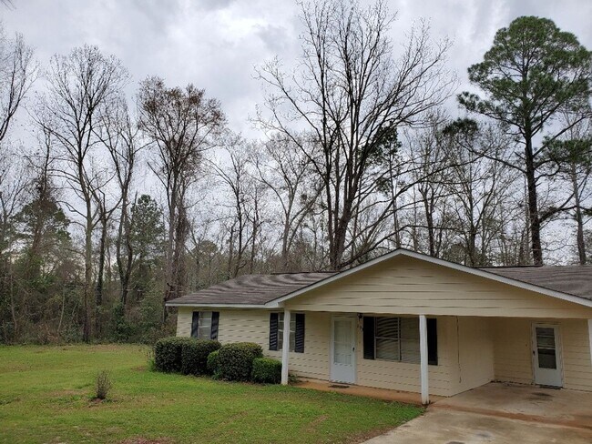 203 Gateway Dr in East Dublin, GA - Building Photo - Building Photo