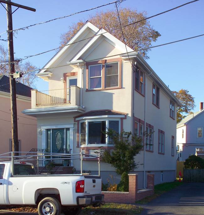 117 Albatross Rd in Quincy, MA - Foto de edificio - Building Photo