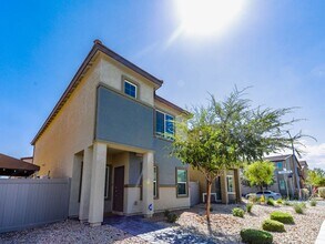 7416 Sunray Point St in North Las Vegas, NV - Building Photo - Building Photo