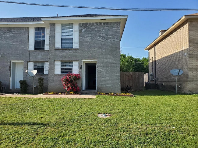 7512 Chapin Rd in Fort Worth, TX - Building Photo - Building Photo
