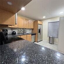 4028 SW 67th Terrace in Davie, FL - Building Photo - Building Photo