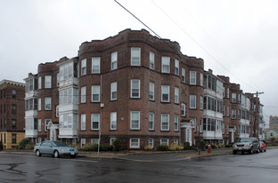 728 Hampden St Apartments