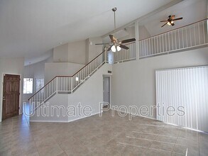 5911 W Shangri La Rd in Glendale, AZ - Building Photo - Building Photo