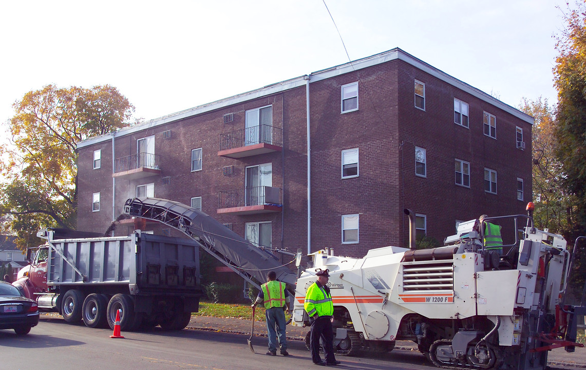 929 Hancock St in Quincy, MA - Building Photo