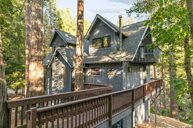 property at 644 N Grass Valley Rd