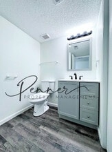 201-A NE DOGWOOD St in Oak Grove, MO - Building Photo - Building Photo