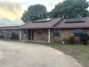 100 Yorkshire Dr in Princeton, TX - Building Photo - Building Photo