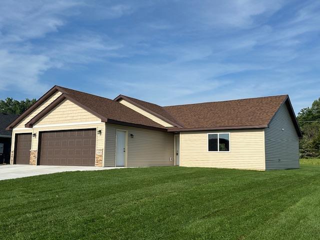 property at 1560 Gray Fox Dr NE