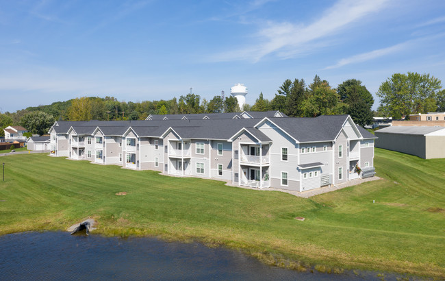 Contemporary Home Suites in Brewerton, NY - Building Photo - Primary Photo