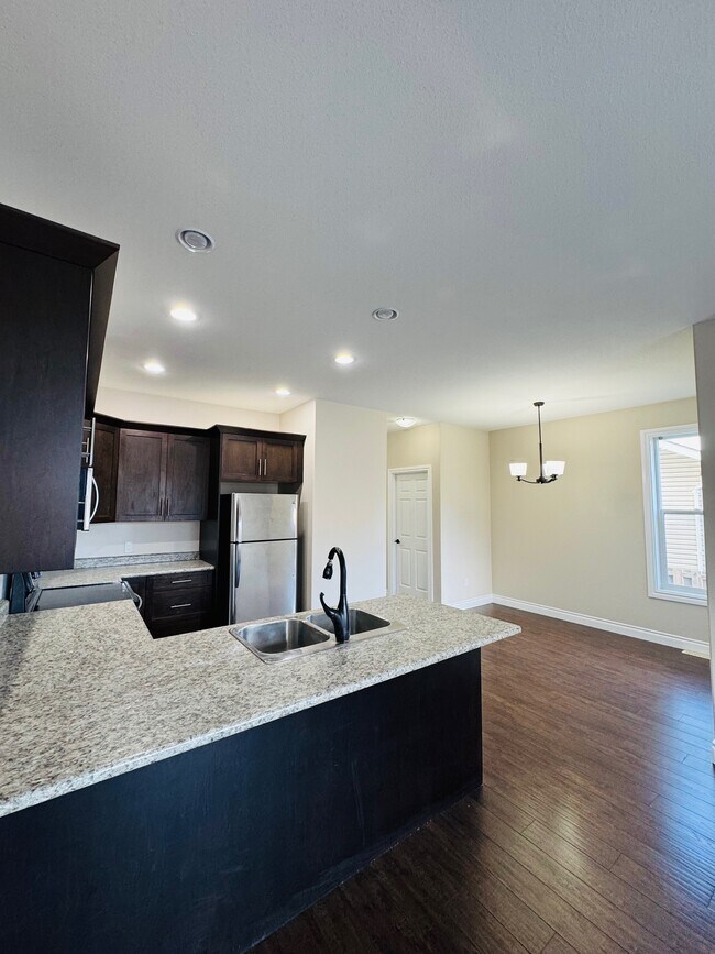 8306-8387 87 Ave in Fort St John, BC - Building Photo - Building Photo