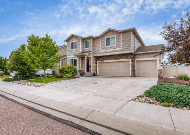 10858 Hidden Pr Pkwy in Fountain, CO - Foto de edificio - Building Photo
