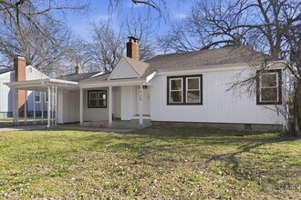 1420 S Pickwick Ave in Springfield, MO - Building Photo - Building Photo