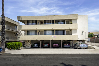 3430-3440 Elm Ave in Long Beach, CA - Building Photo - Building Photo