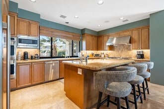 45699 W Vía Villagio in Indian Wells, CA - Building Photo - Building Photo