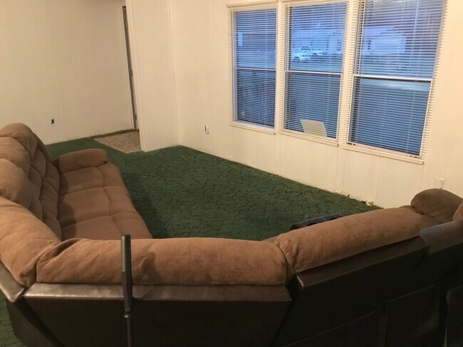 500 Linen Ln in Goldsboro, NC - Building Photo - Building Photo