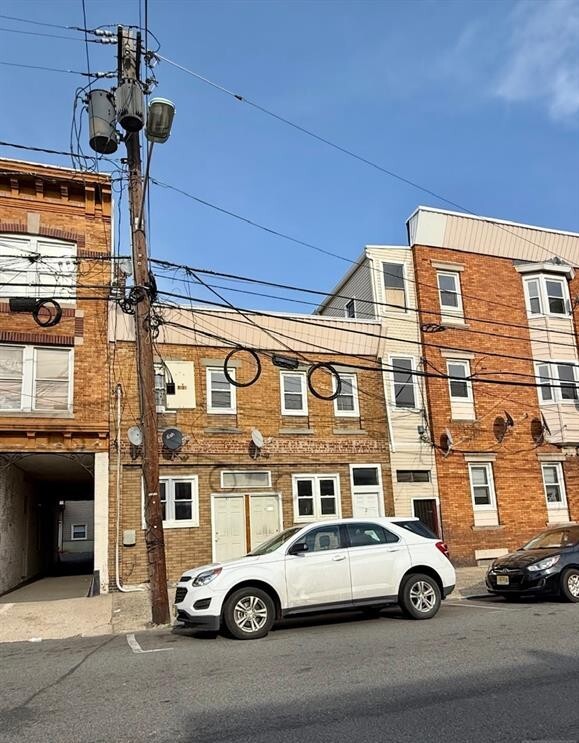 300 Harrison Ave, Unit APT1