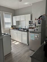 19 North Ave, Unit 2 in Attleboro, MA - Foto de edificio - Building Photo