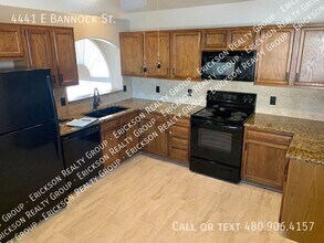 4441 E Bannock St in Phoenix, AZ - Building Photo - Building Photo