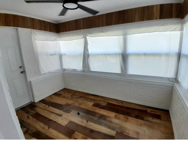 3735 Rilma Ave in Sarasota, FL - Building Photo - Building Photo