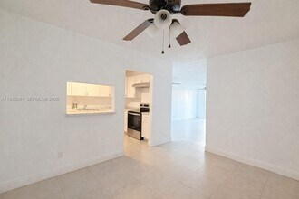1465 NE 123rd St in North Miami, FL - Building Photo - Building Photo