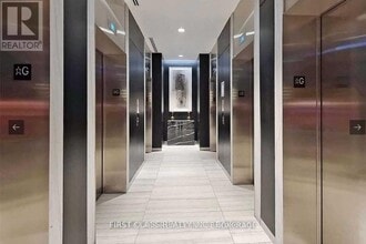 8 Eglinton Ave E in Toronto, ON - Building Photo - Building Photo