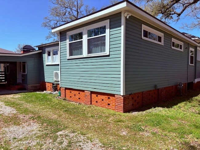 516 East St in Lake Charles, LA - Building Photo - Building Photo