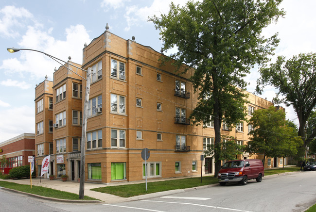 1027 W Touhy Ave in Park Ridge, IL - Foto de edificio - Building Photo