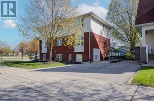 120 Rolph St in Tillsonburg, ON - Building Photo