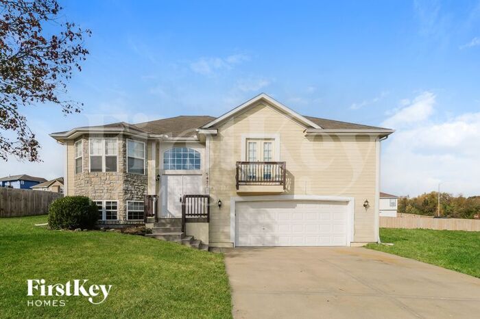 5422 Marion Dr in Kansas City, MO - Building Photo