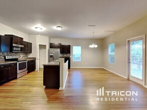 57 Ashton Bluff Cir in Mount Holly, NC - Building Photo - Building Photo