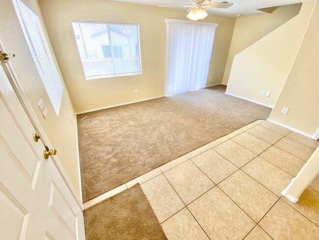 3312 Cheyenne Gardens Way in North Las Vegas, NV - Building Photo - Building Photo