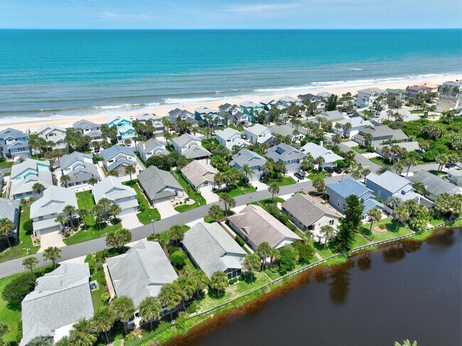 6 Sea Vista Dr in Palm Coast, FL - Foto de edificio - Building Photo