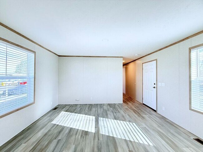 52919 N Zacharias Ct in Chesterfield, MI - Building Photo - Building Photo