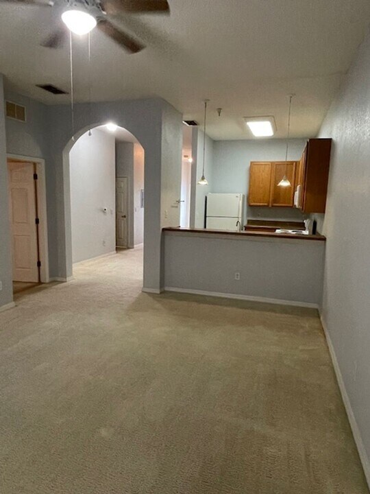 2601 Bimini Bay Crest-Unit -53-303 in Davenport, FL - Building Photo