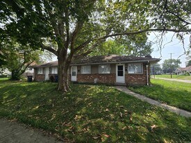 77 Walbridge Ave in Toledo, OH - Building Photo