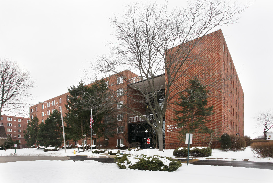 Centennial North in Mount Prospect, IL - Building Photo