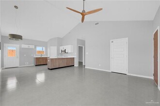 11 Oriole Rd in Weslaco, TX - Building Photo - Building Photo