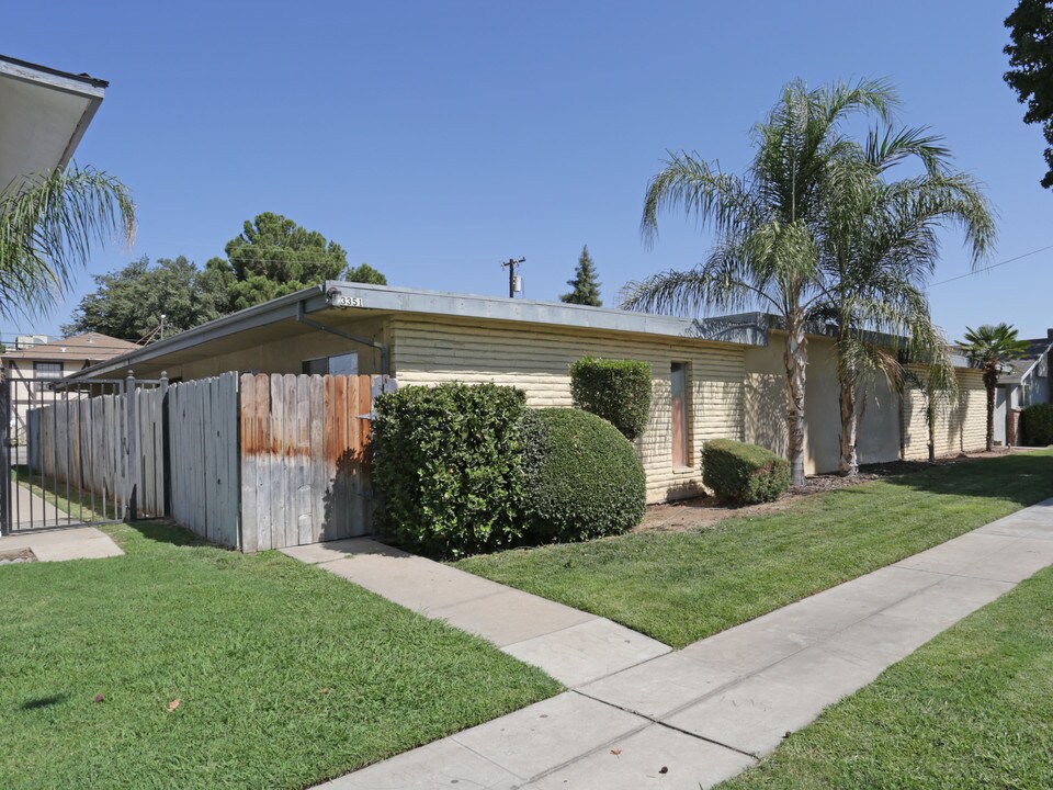 3351 E Fairmont Ave in Fresno, CA - Building Photo