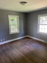 2824 Frank St in Winston-Salem, NC - Foto de edificio - Building Photo