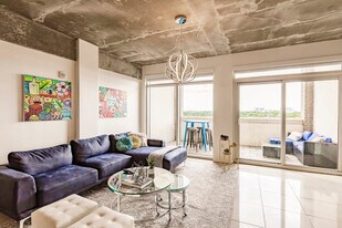 3250 NE 1st Ave, Unit SI FL5-ID1044523P in Miami, FL - Building Photo