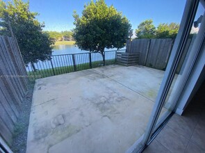 9283 SW 219th St in Cutler Bay, FL - Building Photo - Building Photo