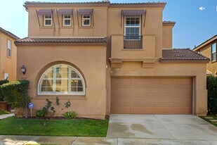 7929 Brooke Vista Ln in San Diego, CA - Building Photo