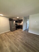 1908 Rhodes St in Madison, IL - Building Photo