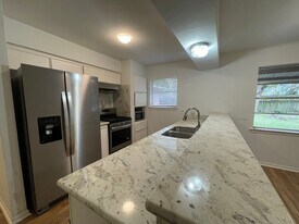 7219 Tanager St in Houston, TX - Building Photo