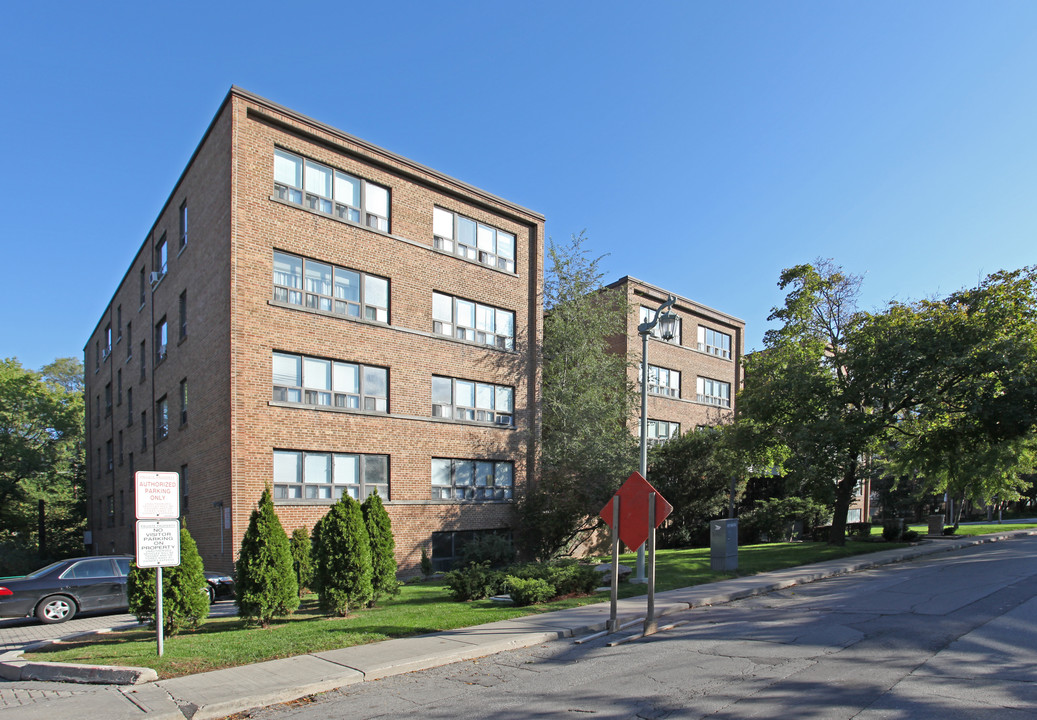 24 Shallmar Blvd in Toronto, ON - Building Photo