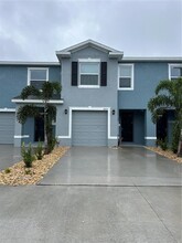 2807 Banks Pointe Dr in Bradenton, FL - Building Photo - Building Photo